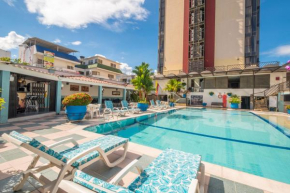 Отель Hotel Don Lolo  Виллависенсио